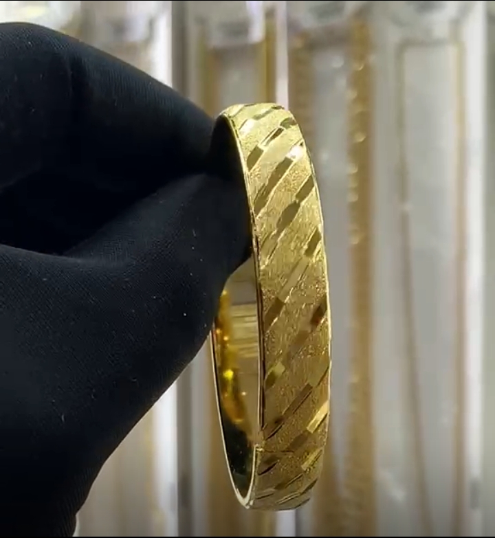 Bangle 1